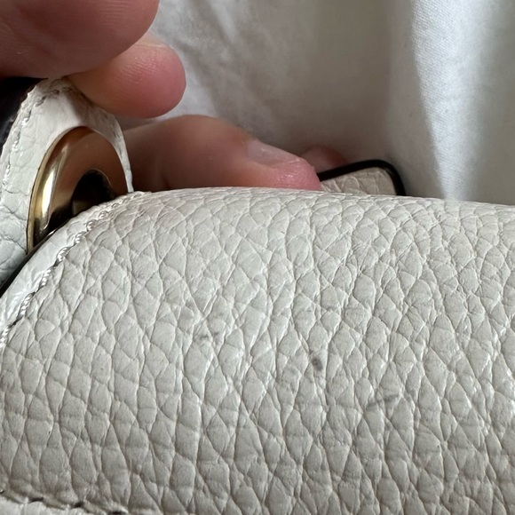 Coach Kleo Shoulder Bag in Chaulk/Gold - Picture 6 of 7